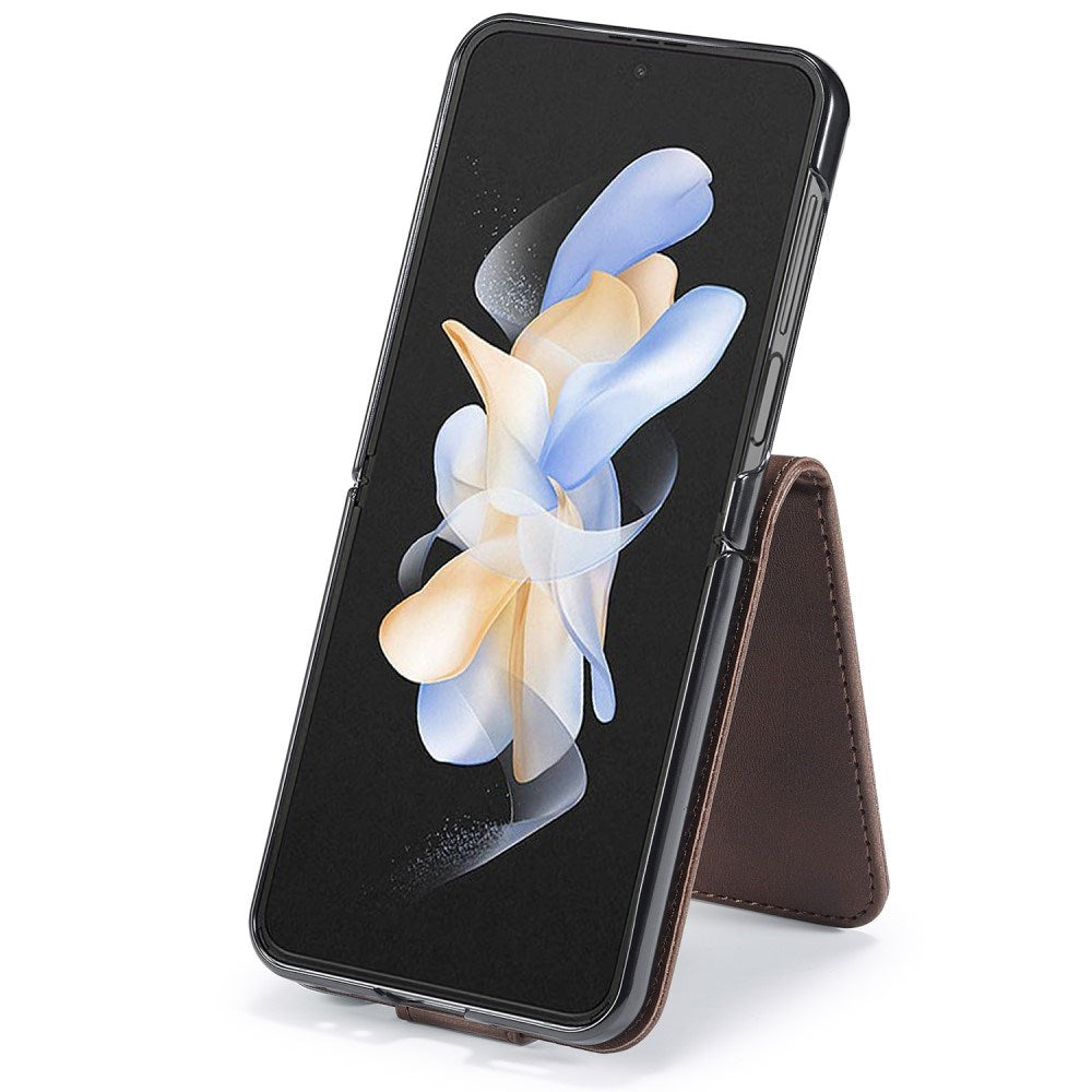 Samsung Galaxy Z Flip6 Couverture de feuillette en cuir artificiel avec support de carte et fonction du support – Brownerwood Samsung Galaxy Z Flip6 Couvercle en cuir artificiel avec support de carte et fonction du stand – brun foncé 4