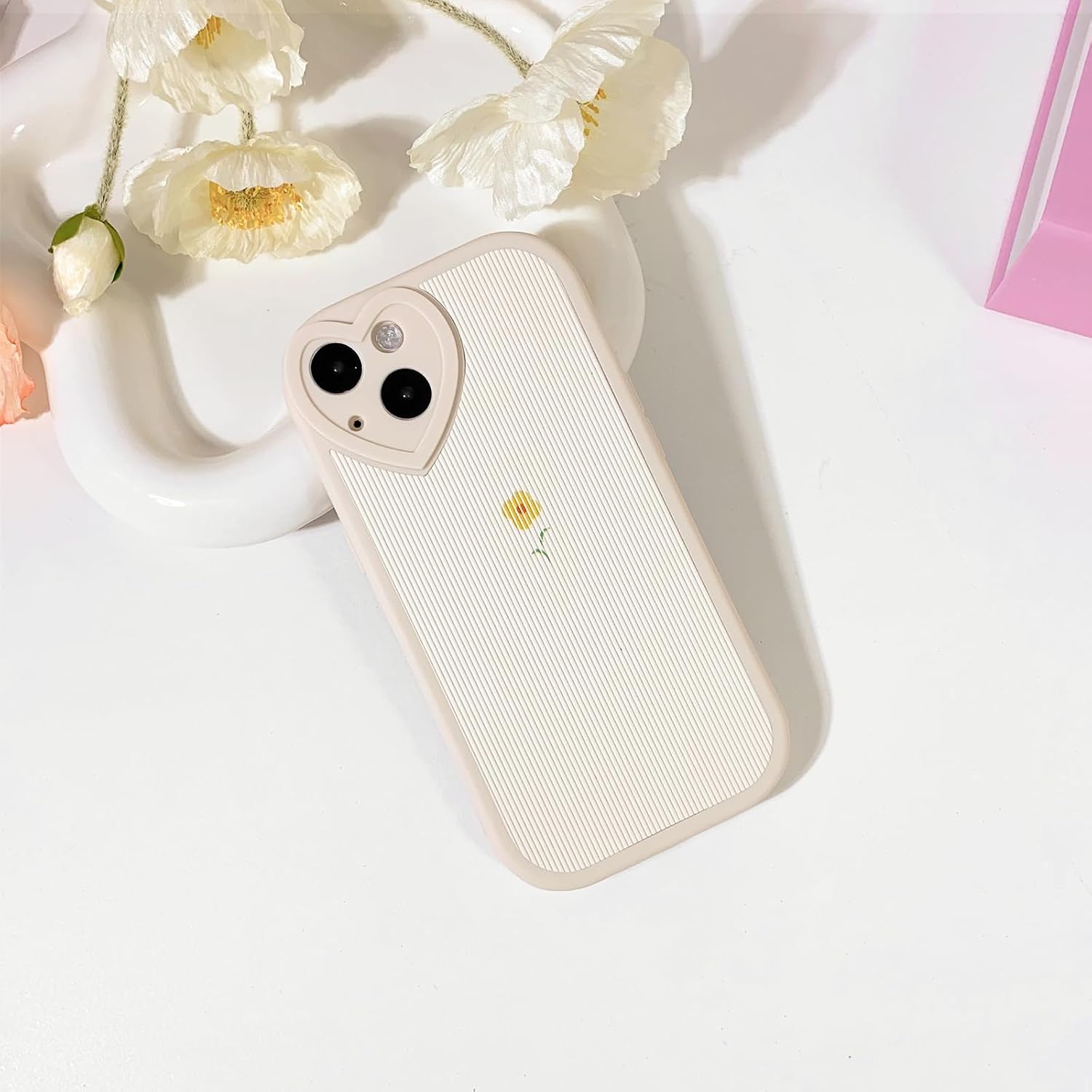 Coque iPhone 14 - Nititop iPhone 14 Case de motif de fleur mignon conception avec amour pour les femmes couverture de boîtier à carreaux de choc en silicone doux - fleur jaune – Image 3